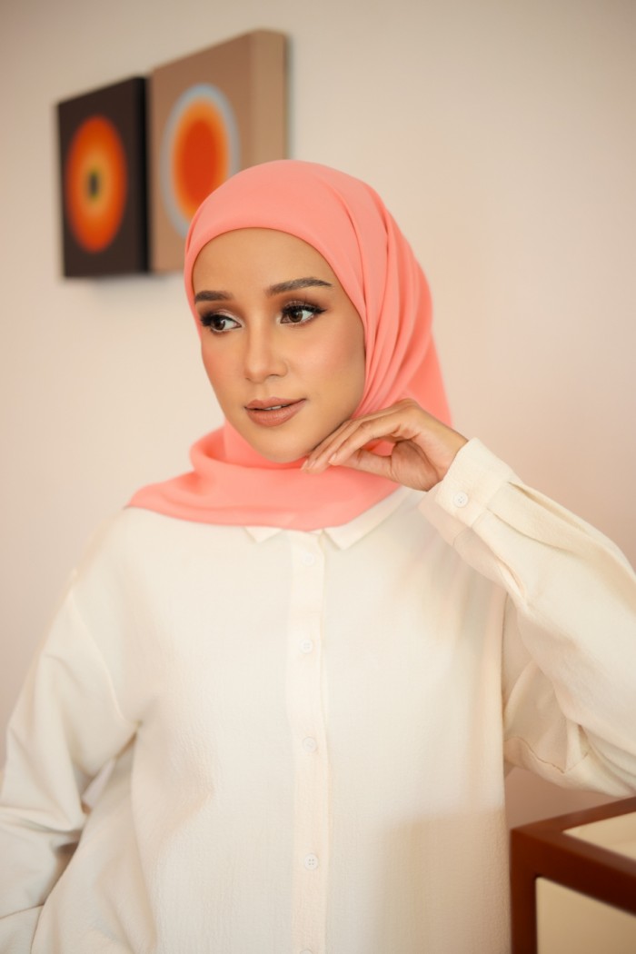 PUNCH PINK