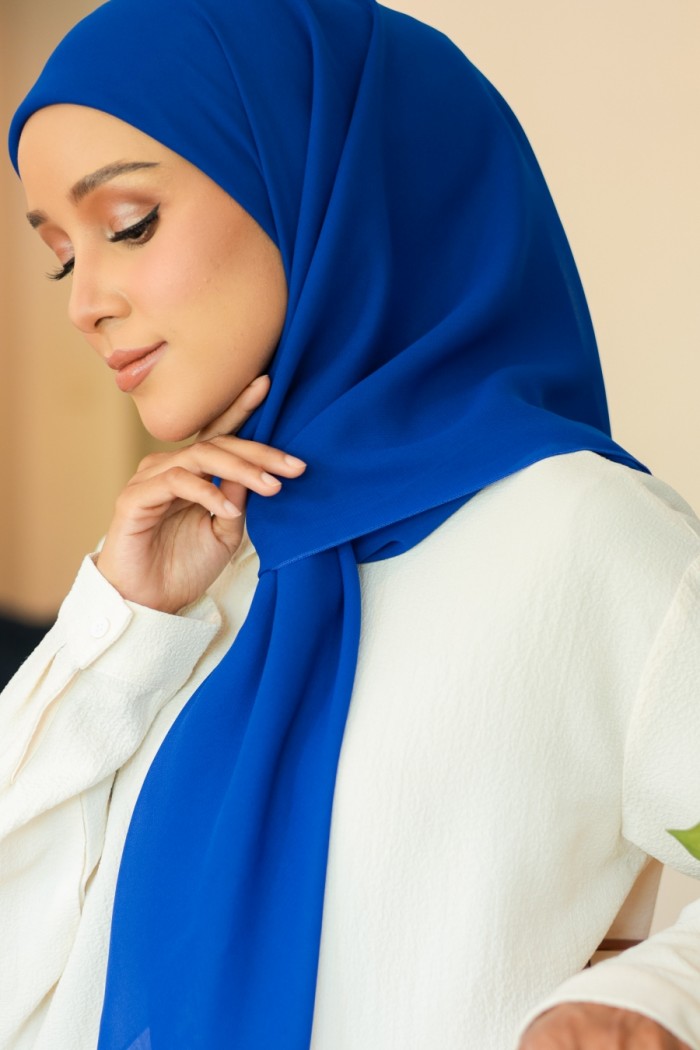 ROYAL BLUE