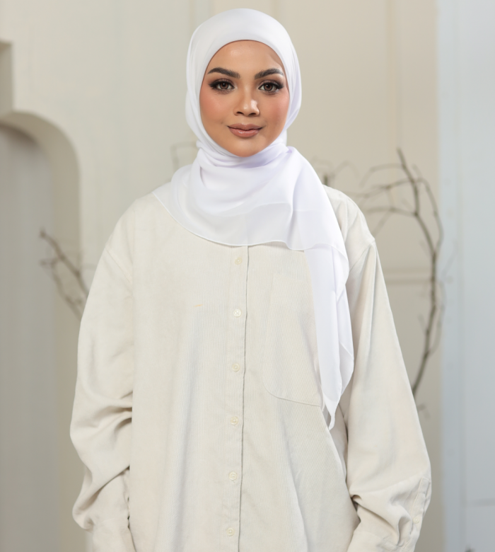 BASIC WHITE - SQ