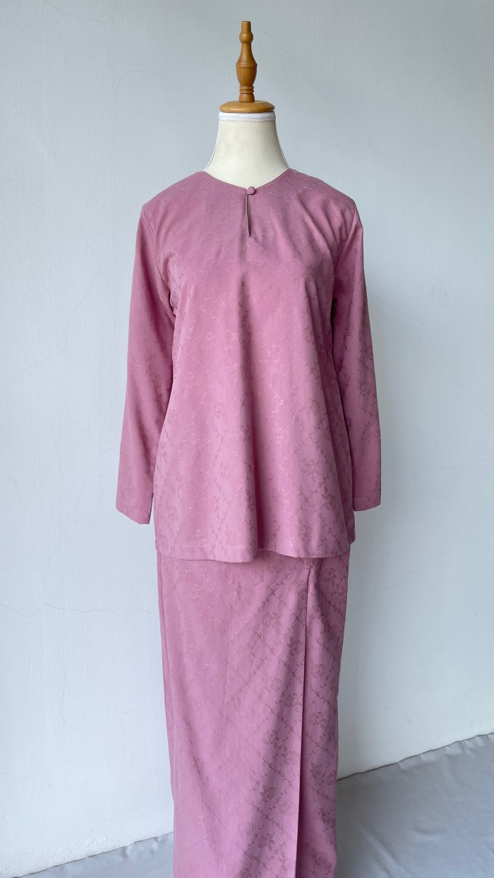 (NO LACE) ROSEY BLUSH