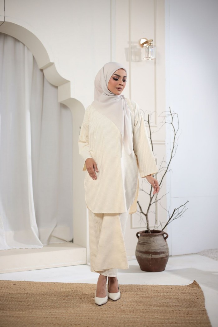 KURTA PARIO LIGHT CREME